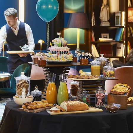 Hotel Le Roch & Paris